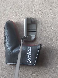 NEW SCOTTY CAMERON CALIFORNIA FASTBACK 34" RIGHT HAND image 1