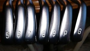 2017 Mizuno JPX 900 Forged iron set 5-GW image 1