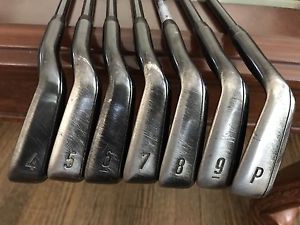 Callaway RAZR Black IRON set Regualr RH 4-9,pw 7 Pc image 1