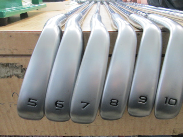 HONMA Tour World TW727P IronSet 38 S image 1