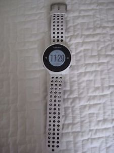 Garmin S6 Approach Golf GPS Bluetooth Watch image 1