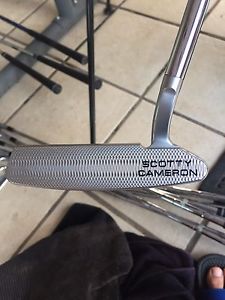 Scotty Cameron select newport 2.5 putter image 1