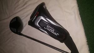 Titleist 915D4 8.5 Driver w/ Aldila RIP Alpha 80 x shaft image 1