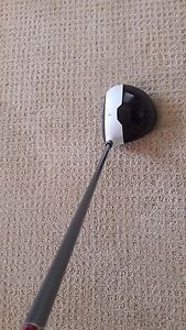 taylor made 10.5 460 r 9 driver. image 1