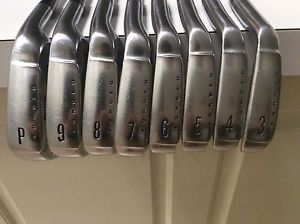 Srixon Forged 3-pw. NS Pro 950 Shafts. Stiff. Very Good Condition. Japan image 1