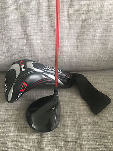 TITLEIST 915 D2 12 DEGREE Driver image 1
