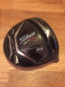 Titleist 917 D2 Driver Head 10.5* - Priced To Sell!! image 1