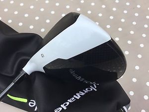 Taylormade 2017 M2 Driver - 10.5* Regular R flex, head cover &amp; wrench - Mint image 1